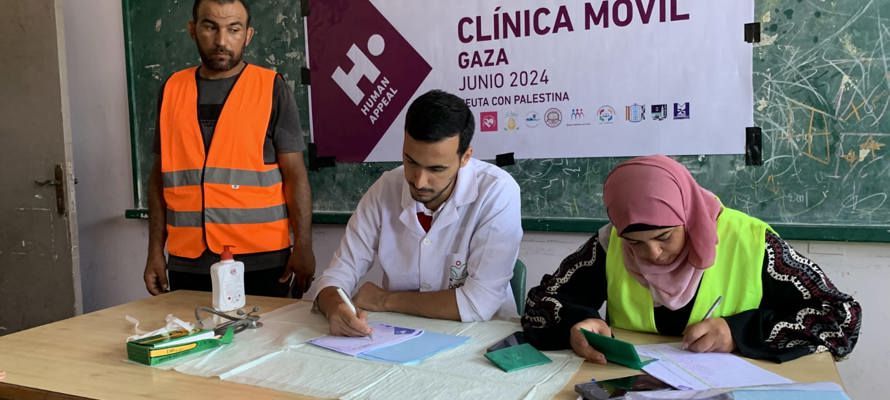 Clinica móvil en Gaza, gracias a la gente de Ceuta