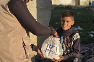 Planner de Ramadán 2026 + iftar caliente en Gaza