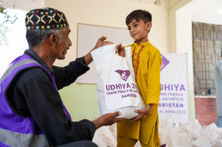 Tu Udhiya para Pakistán