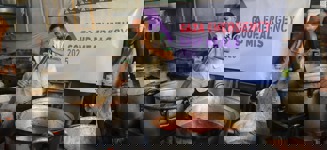 Los días 28, 30 y 31 de agosto de 2025, en el sur de Gaza, preparamos 31 grandes ollas de sopa, para alimentar a 2.550 personas viviendo en condiciones extremadamente difíciles.