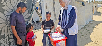 Repartimos 26.000 comidas recién preparadas a familias del norte de Gaza, la Zona Central y el sur de Gaza (Khan Younis y Deir al Balah), en campamentos para desplazados y también en hospitales.
